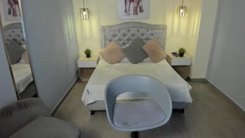 Snapshot of escarleth__ chatting on October 20, 1:16 pm Escarlet online show from October 20, 1:16 pm