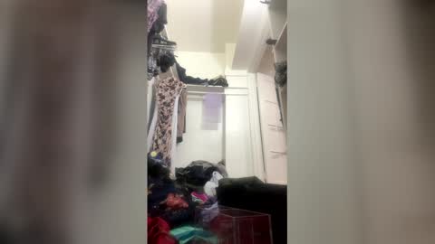 escence1994 online show from March 2, 8:43 am