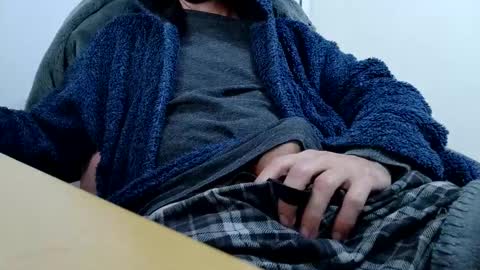 escudo90 online show from November 30, 11:45 pm