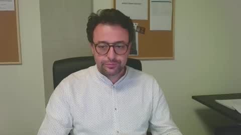 esibizionista 91 online show from March 6, 4:38 pm