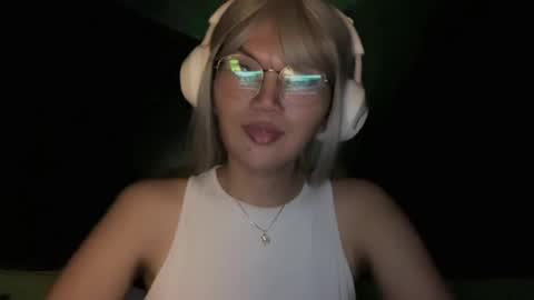 Chelliane online show from December 5, 5:39 am