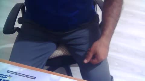 Snapshot of esmer_adam79 chatting on September 21, 5:50 pm esmer_adam79 online show from September 21, 5:50 pm