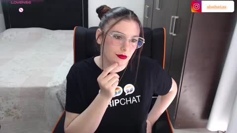 Xbebetax online show from November 8, 6:33 pm