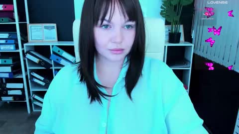 Ava online show from December 14, 3:02 am