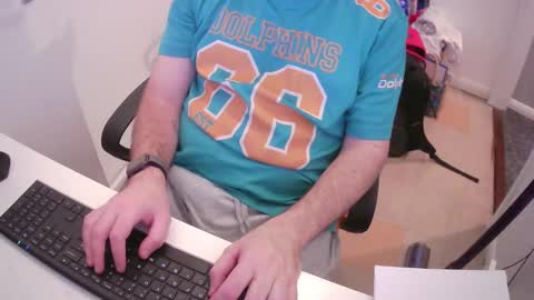 Morph online show from December 24, 9:22 pm