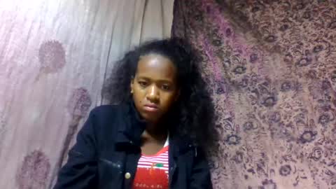 estancelee online show from July 18, 11:51 pm