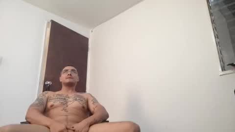 estebanmed92 online show from March 2, 6:36 pm