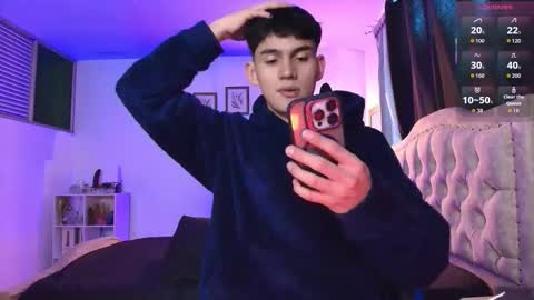 Esteban online show from November 18, 11:02 am