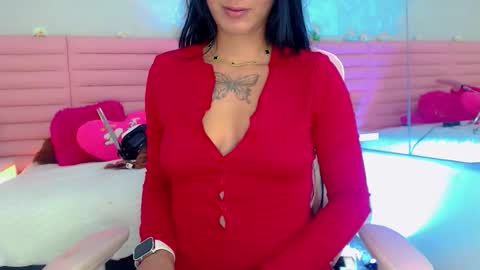 estefany_squirt online show from March 2, 5:01 am