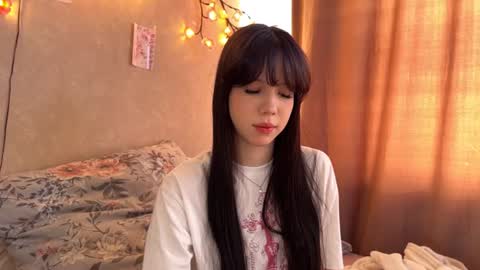 estellezdebski online show from June 27, 11:27 am