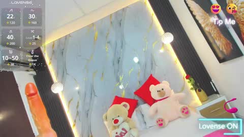 Estephany online show from February 23, 2:04 pm