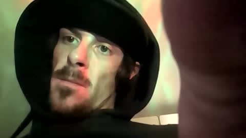 et528007 online show from February 9, 2:10 pm