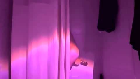 et528007 online show from October 17, 5:22 am