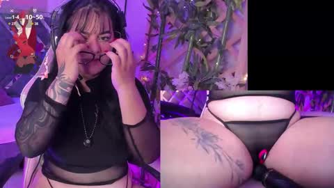 Aura online show from December 1, 1:31 pm