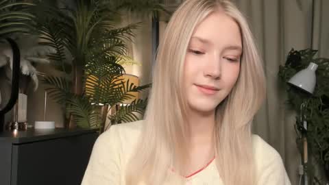 Natalie online show from November 28, 6:10 am