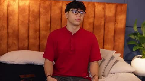 ethan_occonor online show from October 17, 1:04 pm