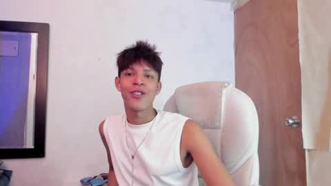 Ethan online show from August 1, 12:07 pm