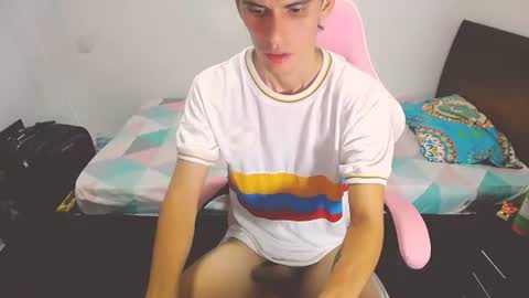 EthanColeeman online show from July 3, 11:53 pm