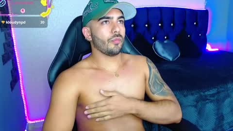 Ethan online show from March 31, 10:54 pm