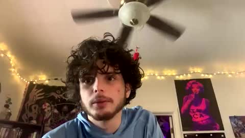 ethb0211 online show from March 1, 7:18 pm