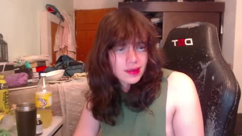 ethereal_thom online show from October 10, 6:52 am