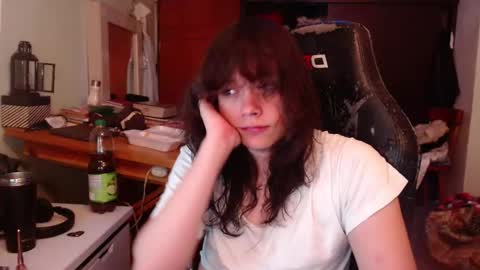 ethereal_thom online show from November 8, 8:28 am