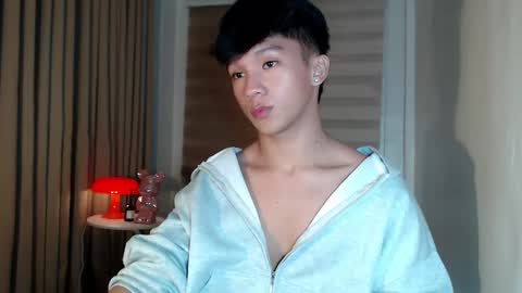 Rey online show from February 11, 3:49 pm