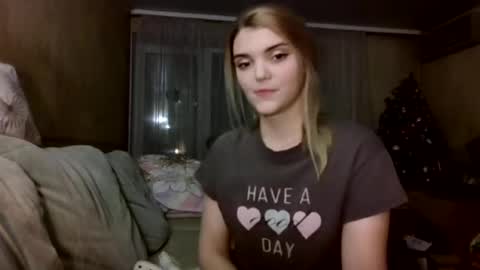 Viola online show from December 22, 7:31 pm