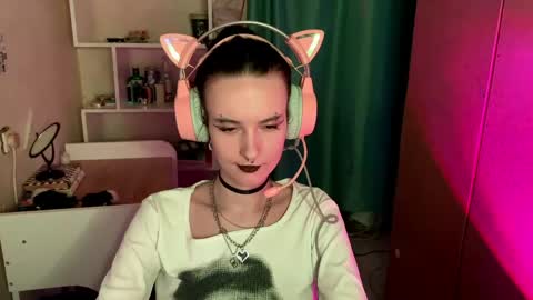Kate online show from May 8, 7:47 am