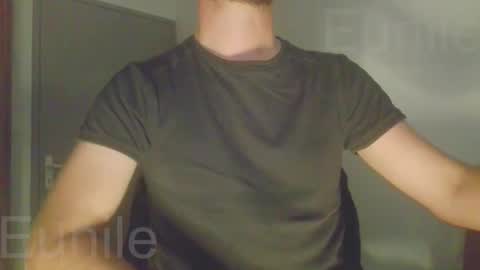 Snapshot of eunile chatting on October 6, 10:49 pm eunile online show from October 6, 10:49 pm