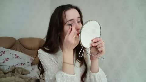 eva00186 online show from March 7, 9:31 am