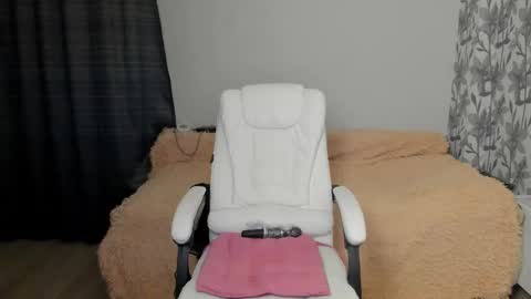 Eva online show from February 1, 10:29 pm