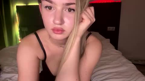 Kate online show from November 18, 8:12 pm