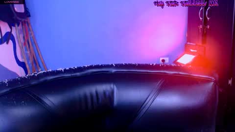 Iris Smile  independent model online show from February 25, 6:55 pm