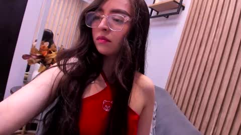 Snapshot of eva_macalliter chatting on October 8, 3:45 am Angelinne online show from October 8, 3:45 am