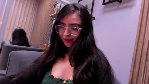 Snapshot of eva_macalliter chatting on October 25, 3:51 am Angelinne online show from October 25, 3:51 am