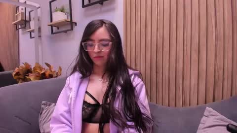 Snapshot of eva_macalliter chatting on September 13, 3:53 am Angelinne online show from September 13, 3:53 am