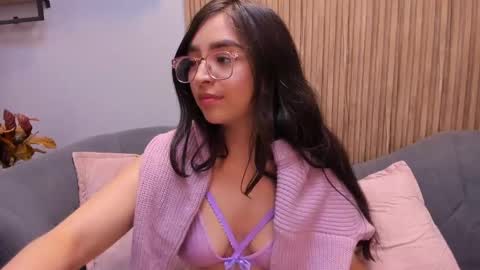 Snapshot of eva_macalliter chatting on February 27, 6:24 am Angelinne online show from February 27, 6:24 am