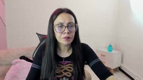 Snapshot of eva_mermaid chatting on October 17, 10:25 pm Eva online show from October 17, 10:25 pm