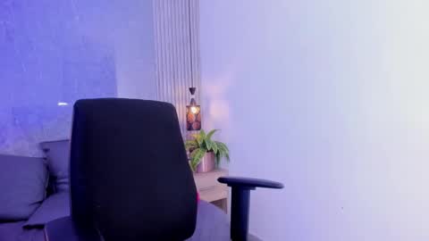 eva online show from March 26, 4:29 am