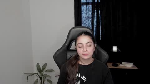 eva_monn online show from January 12, 6:59 pm