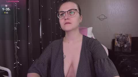 Eva online show from December 2, 11:08 am