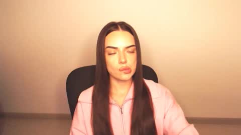 Eva online show from October 8, 4:24 pm