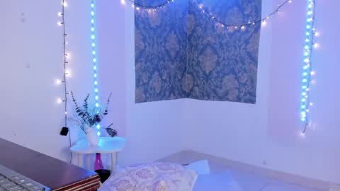 Eva  online show from April 4, 10:22 am