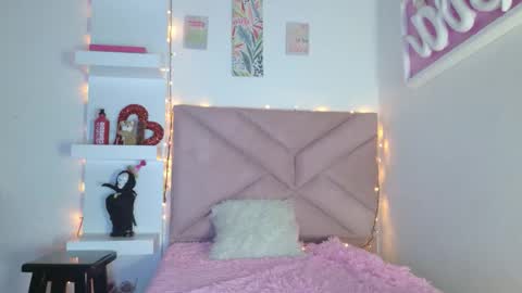 Eva Sin online show from March 26, 11:43 pm