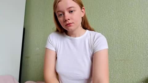 Snapshot of eva_tomiok chatting on September 20, 6:05 am Eva online show from September 20, 6:05 am