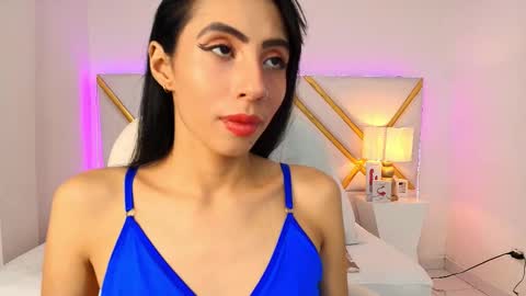 Snapshot of evaa_cloee chatting on September 16, 2:13 am EVA CLOEE online show from September 16, 2:13 am