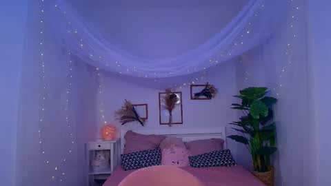 Eva  online show from May 30, 3:05 am