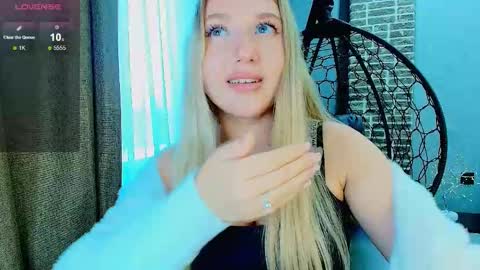 Eva  online show from September 25, 3:24 am