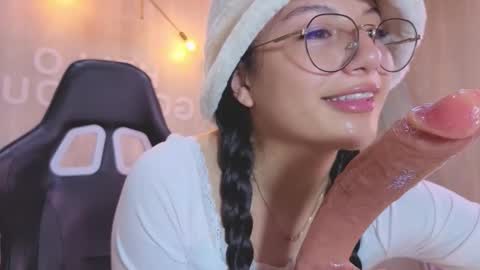 Eva online show from January 14, 8:39 pm